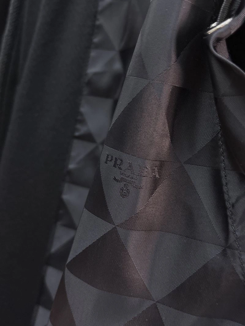 Prada Short Pants Snug 170824