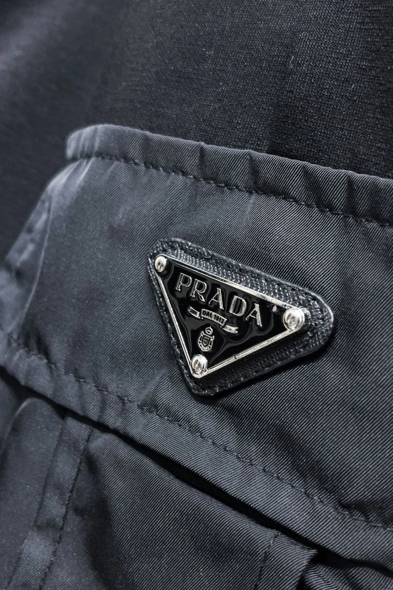 Prada Short Pants Sleek 170763