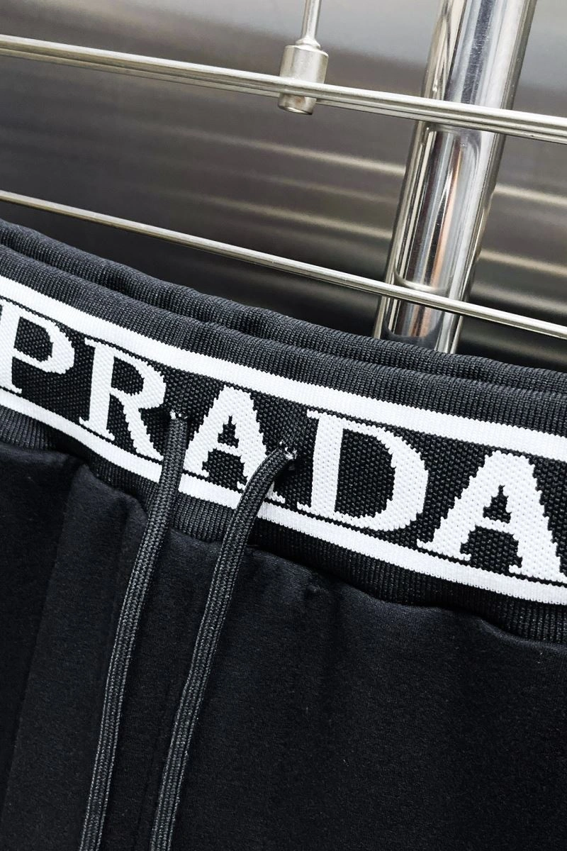 ZipUp Prada Short Pants 170761