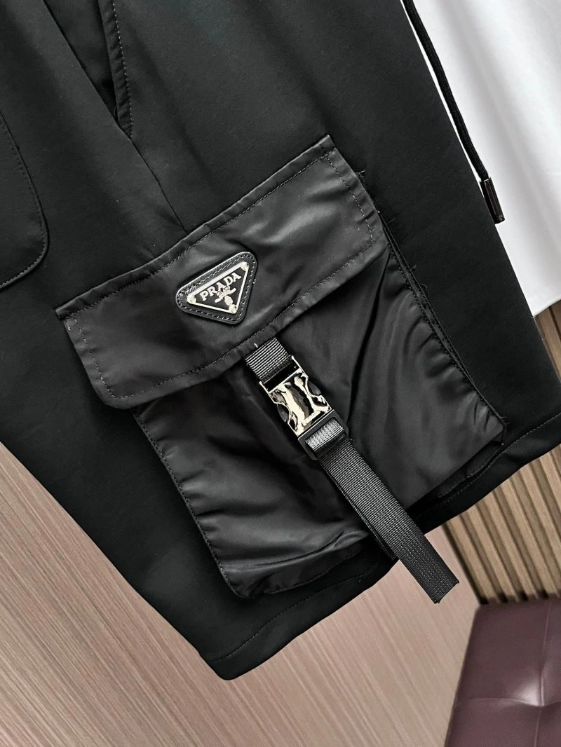 WellDesigned Prada Short Pants 170749