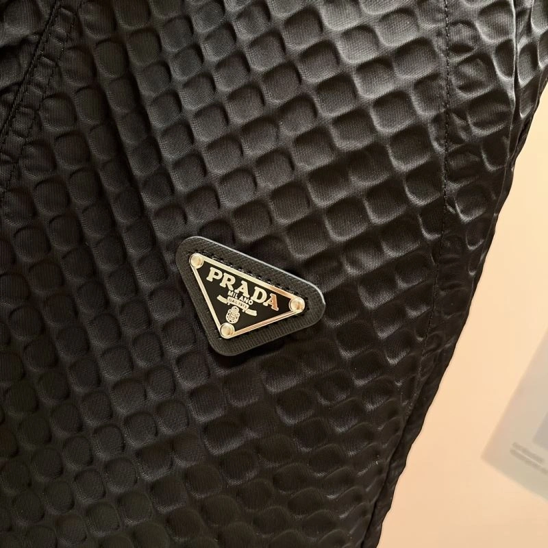 Prada Short Pants Casual 170778
