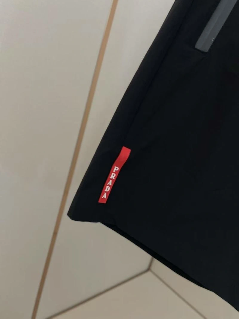 Reliable Prada Short Pants 169906