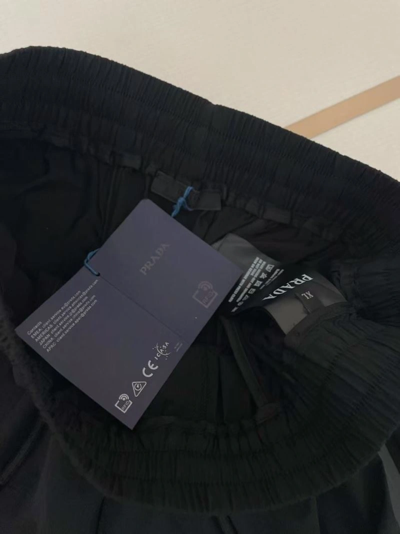 Reliable Prada Short Pants 169906