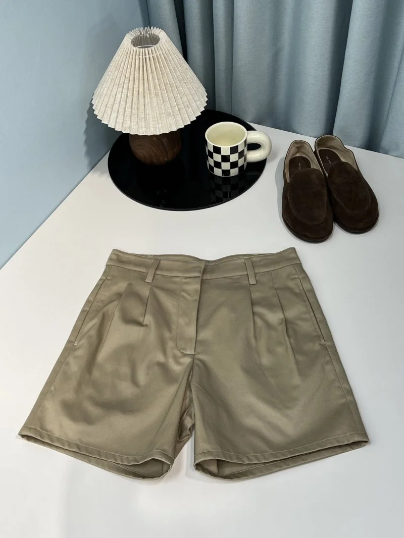 RelaxedFit Prada Short Pants 166119
