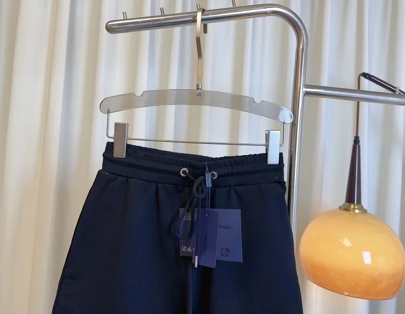 Prada Short Pants Durable 166585