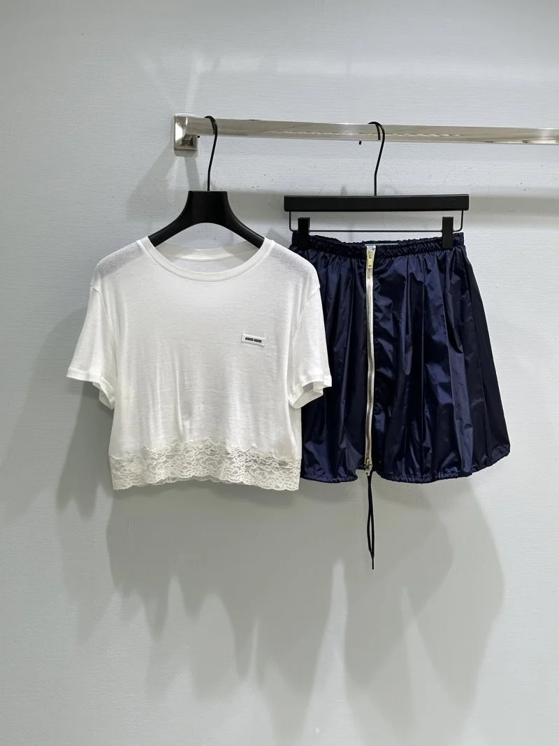 Comfortable Prada Short Pants 166502