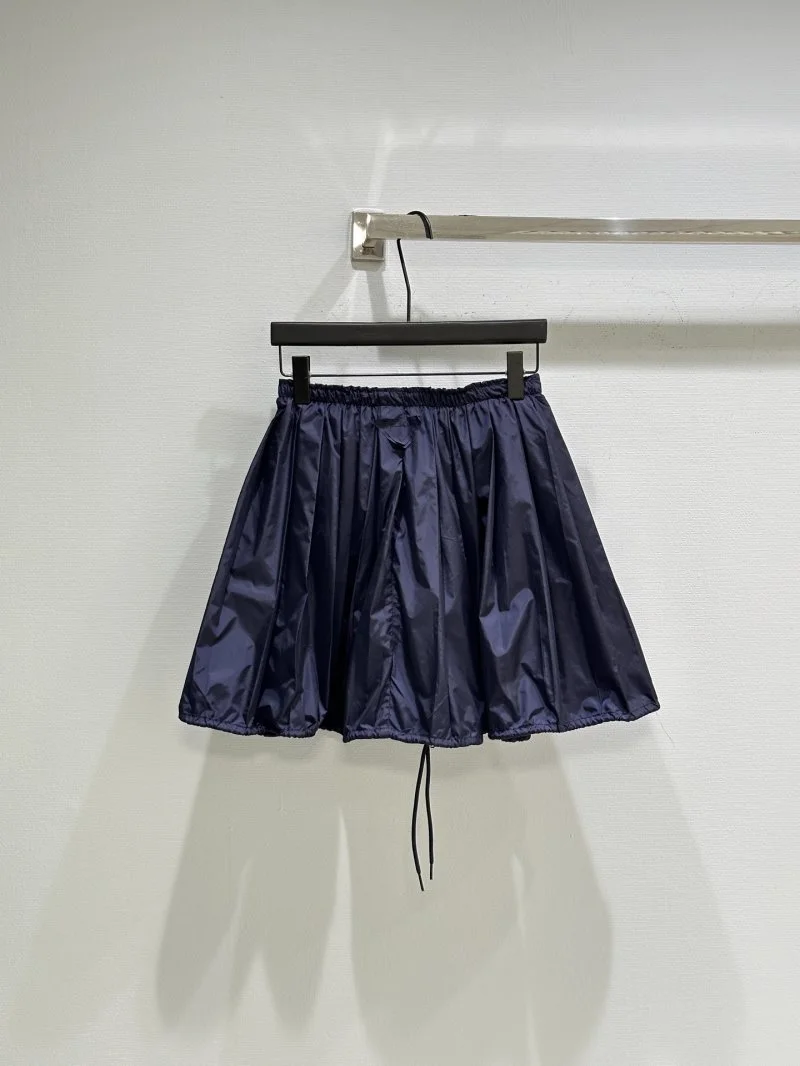 Comfortable Prada Short Pants 166502