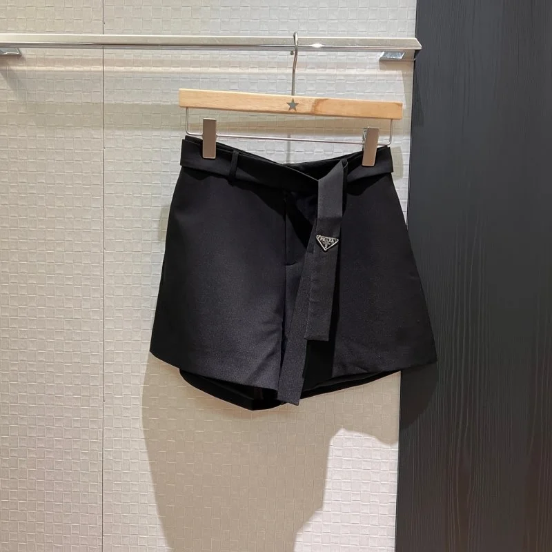 Prada Short Pants Vibrant 165802