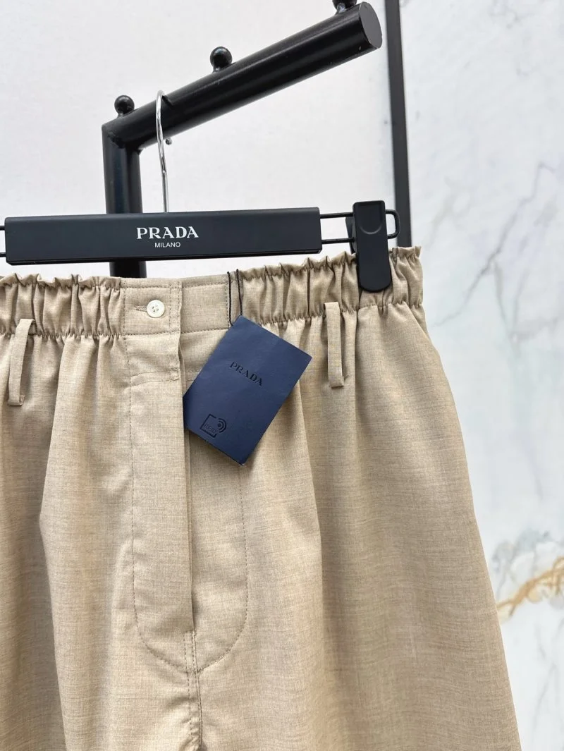 BestValue Prada Short Pants 165803
