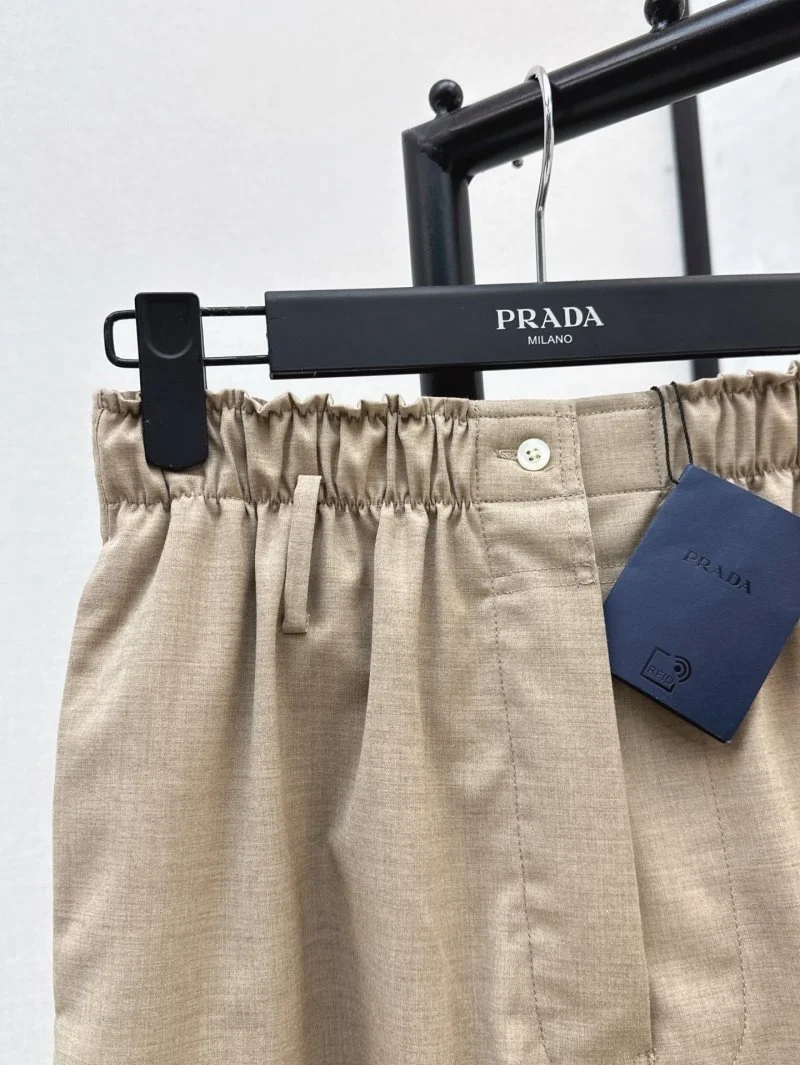 BestValue Prada Short Pants 165803