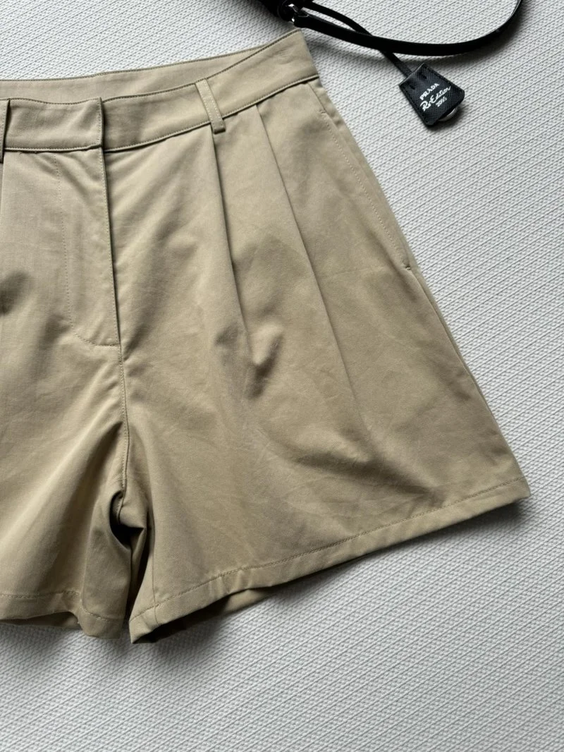 Supportive Prada Short Pants 165806