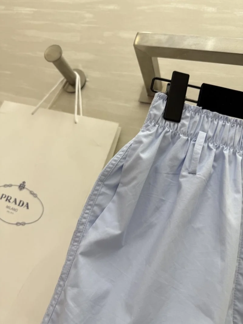 Prada Short Pants TimelessDesign 165796
