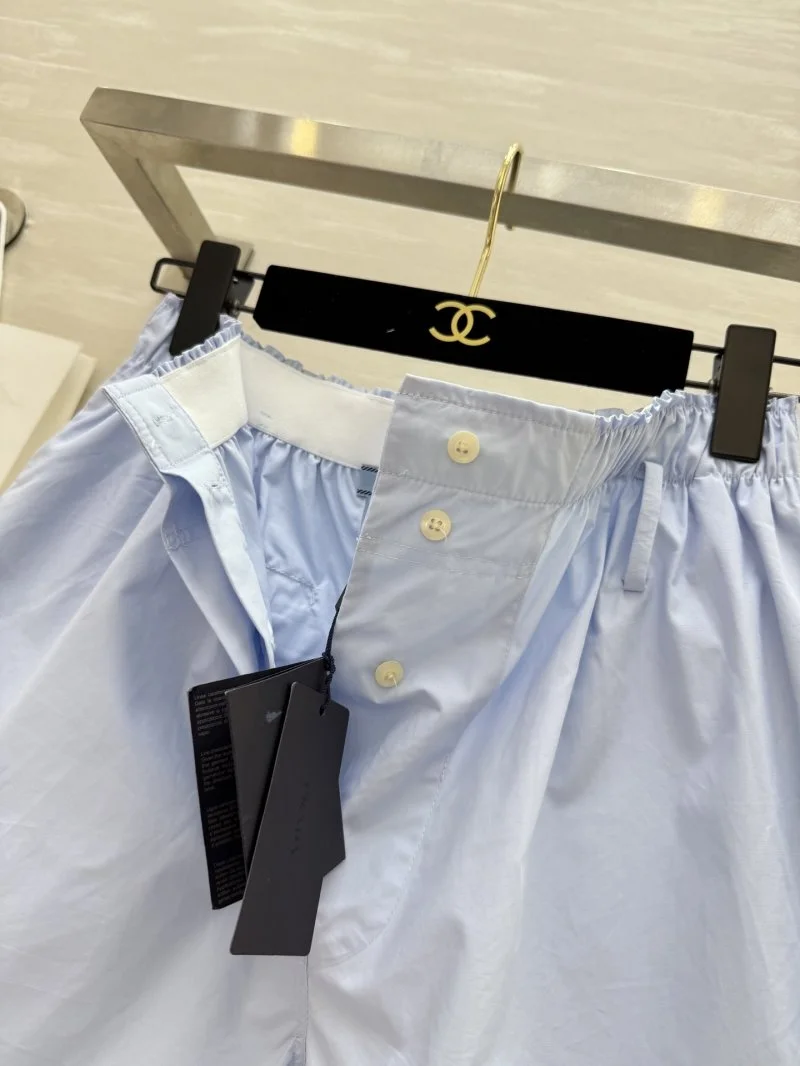 Prada Short Pants TimelessDesign 165796