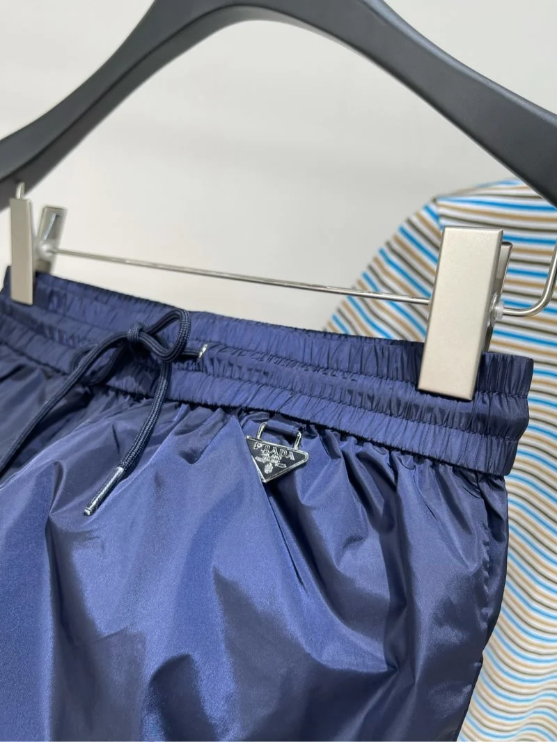 Prada Short Pants Sophisticated 165791