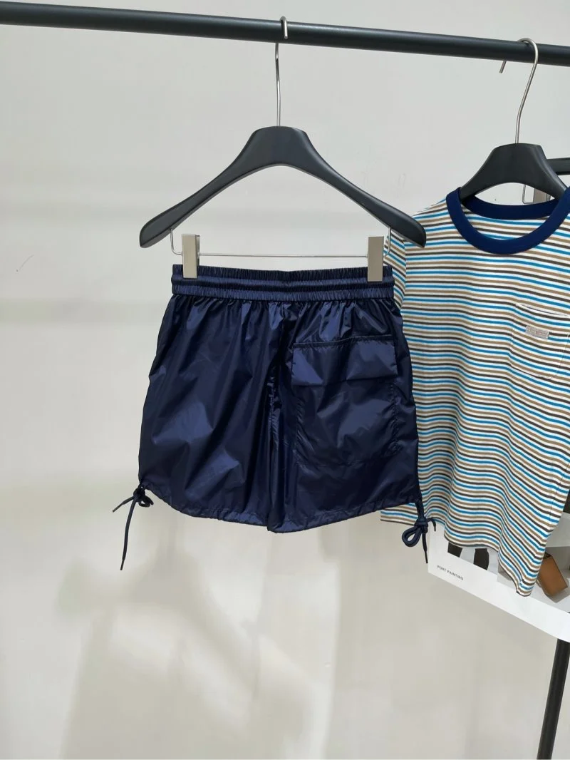 Prada Short Pants Sophisticated 165791