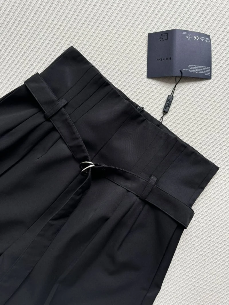 Prada Short Pants UrbanStyle 165788