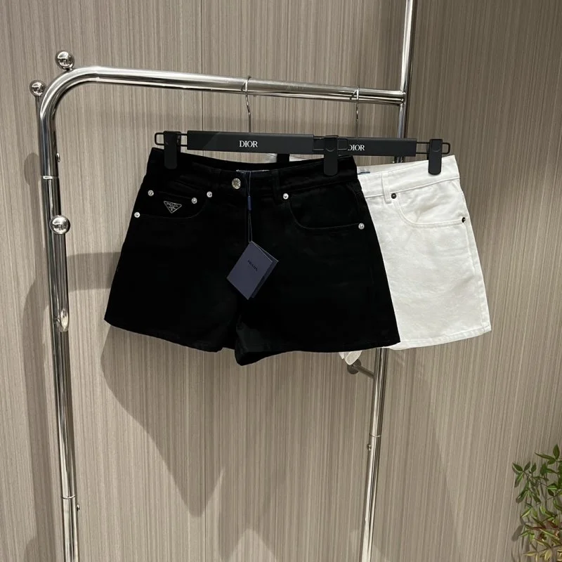 Versatile Prada Short Pants 165782