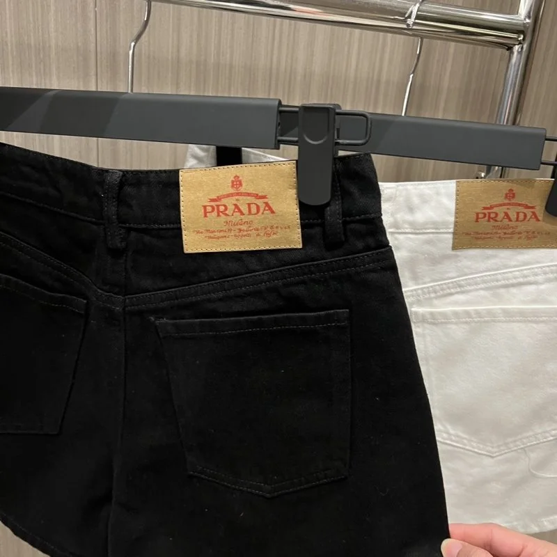 Versatile Prada Short Pants 165782