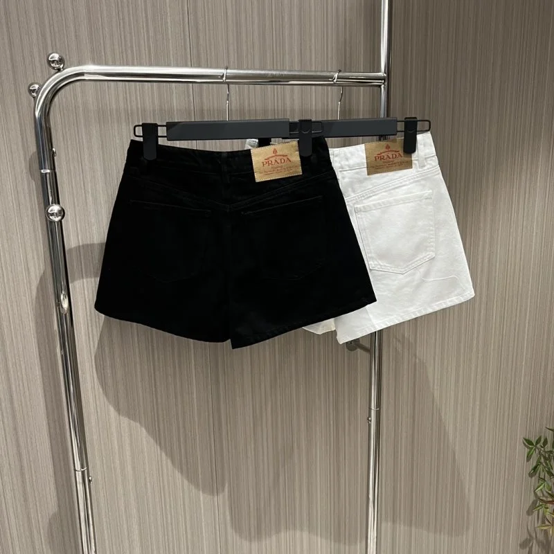 Versatile Prada Short Pants 165782