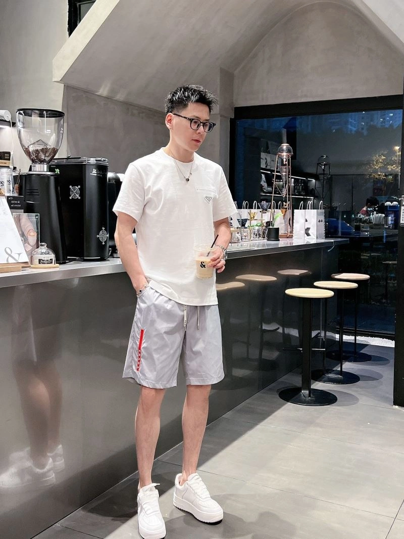 Prada Short Pants FreshLook 169372