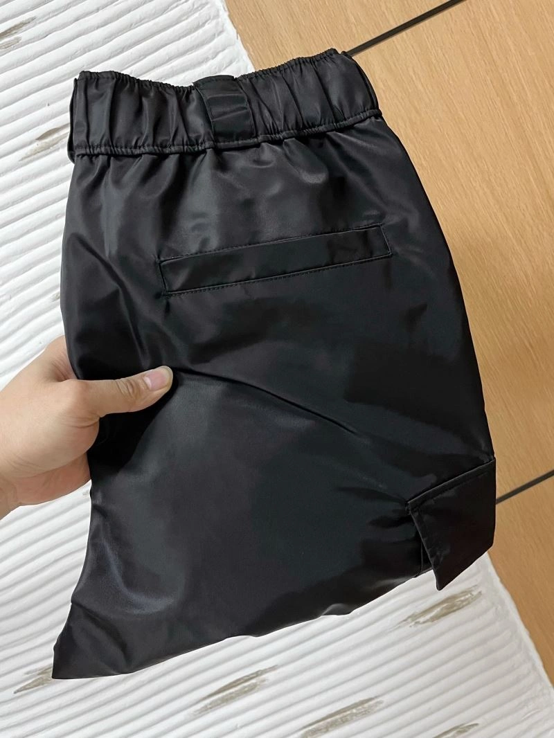 ModernLook Prada Short Pants 169384