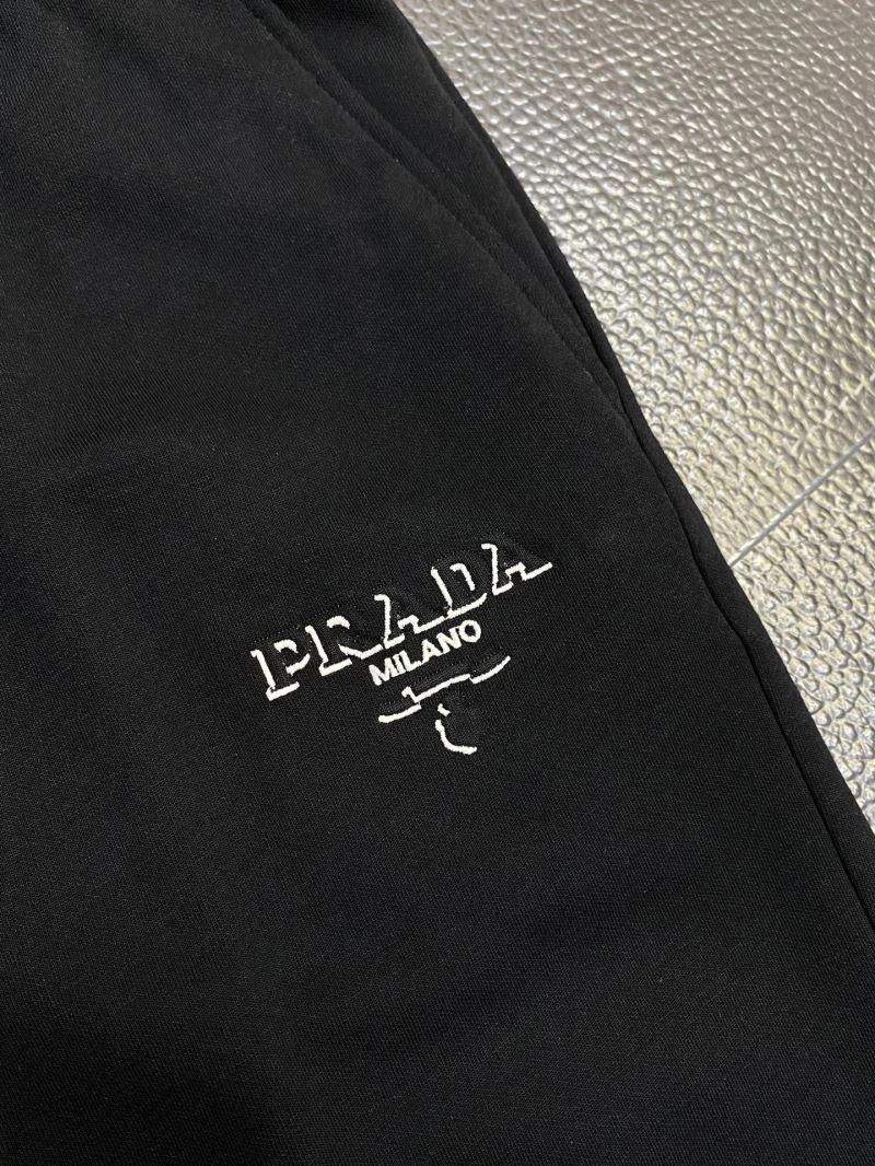 Sleek Prada Short Pants 169399