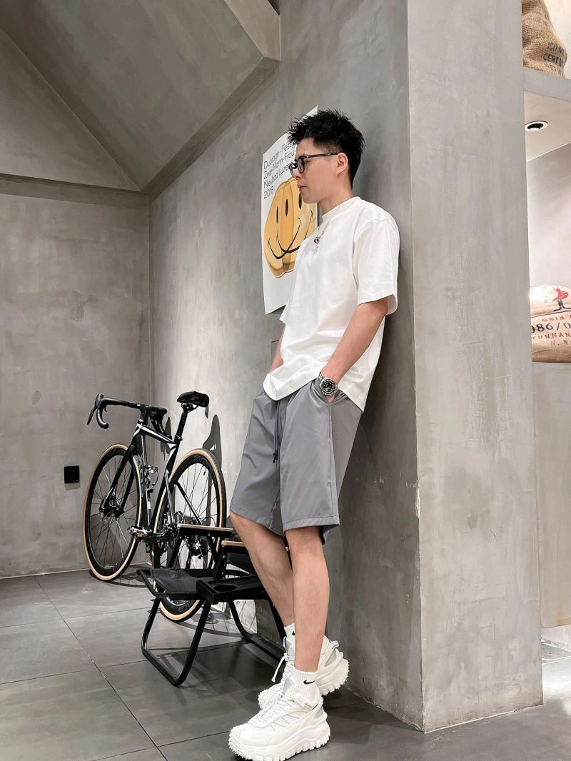Prada Short Pants Sophisticated 169368