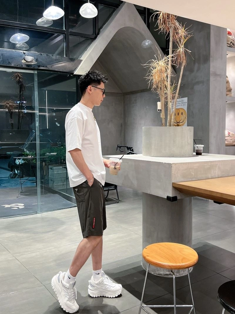Cozy Prada Short Pants 169366