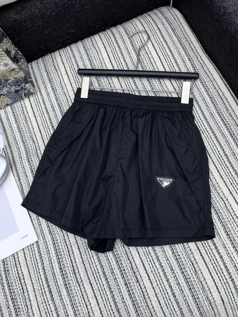 DailyWear Prada Short Pants 166306