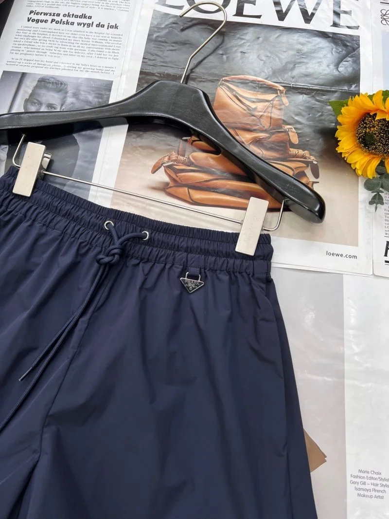 Prada Short Pants Vibrant 166240