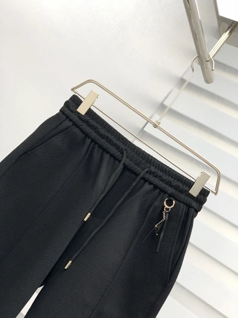 Prada Short Pants FlexibleFit 168002