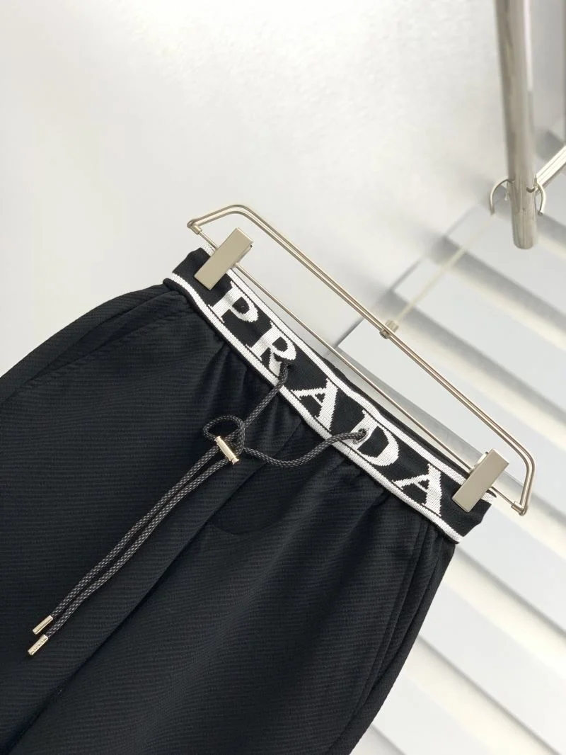 Sporty Prada Short Pants 167949