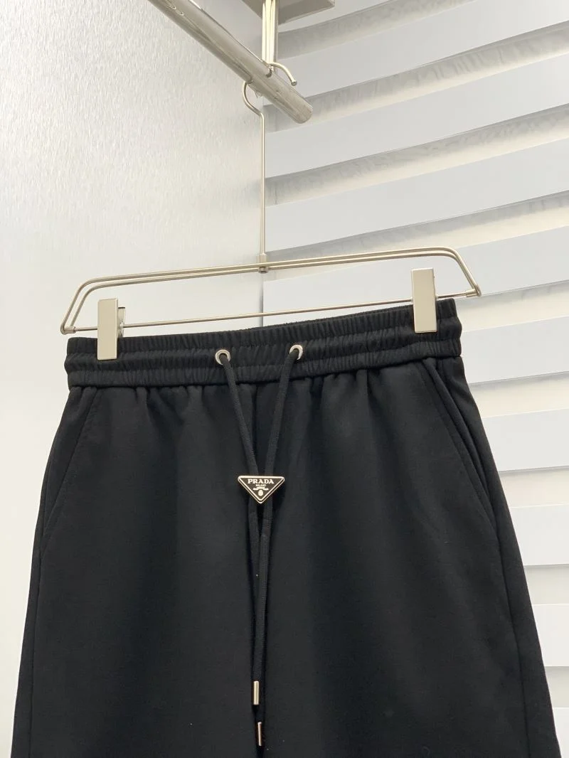 MultiPurpose Prada Short Pants 167948