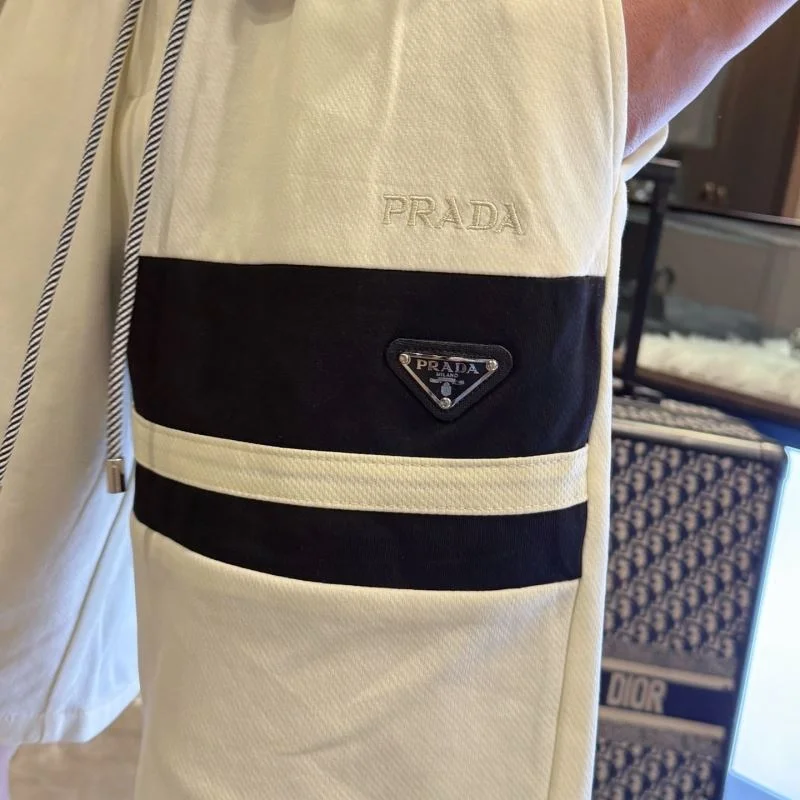 Prada Short Pants Sleek 167938
