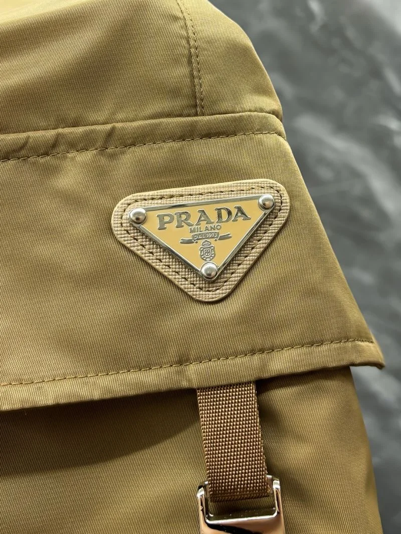 Durable Prada Short Pants 167926