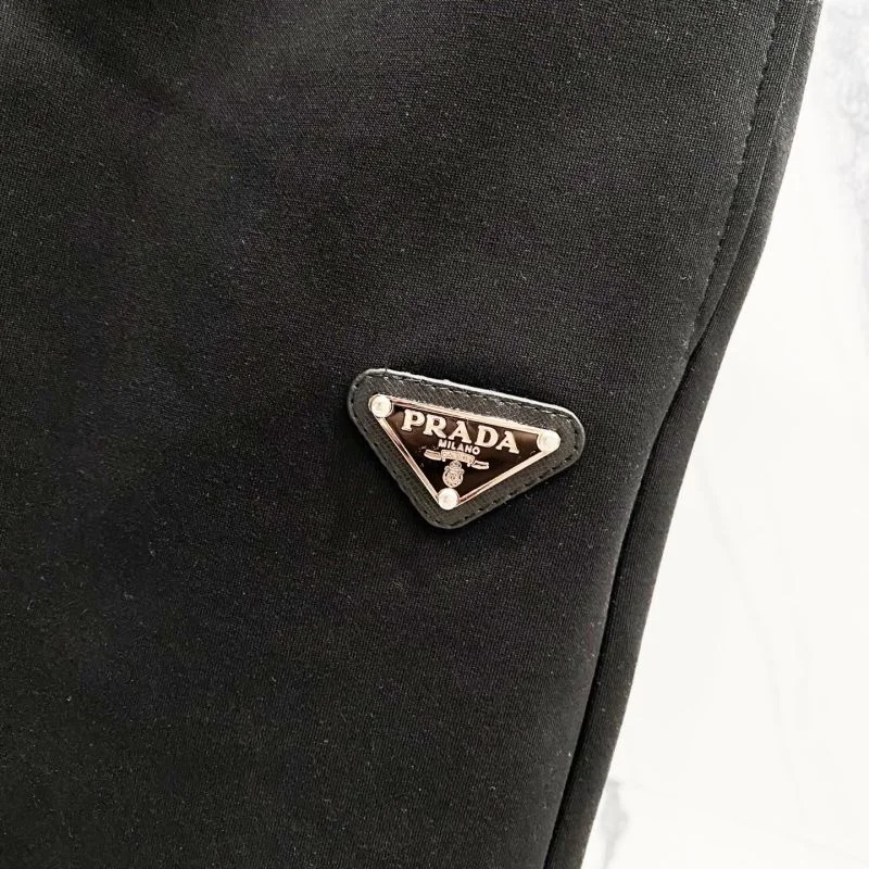 Prada Short Pants Cozy 167162