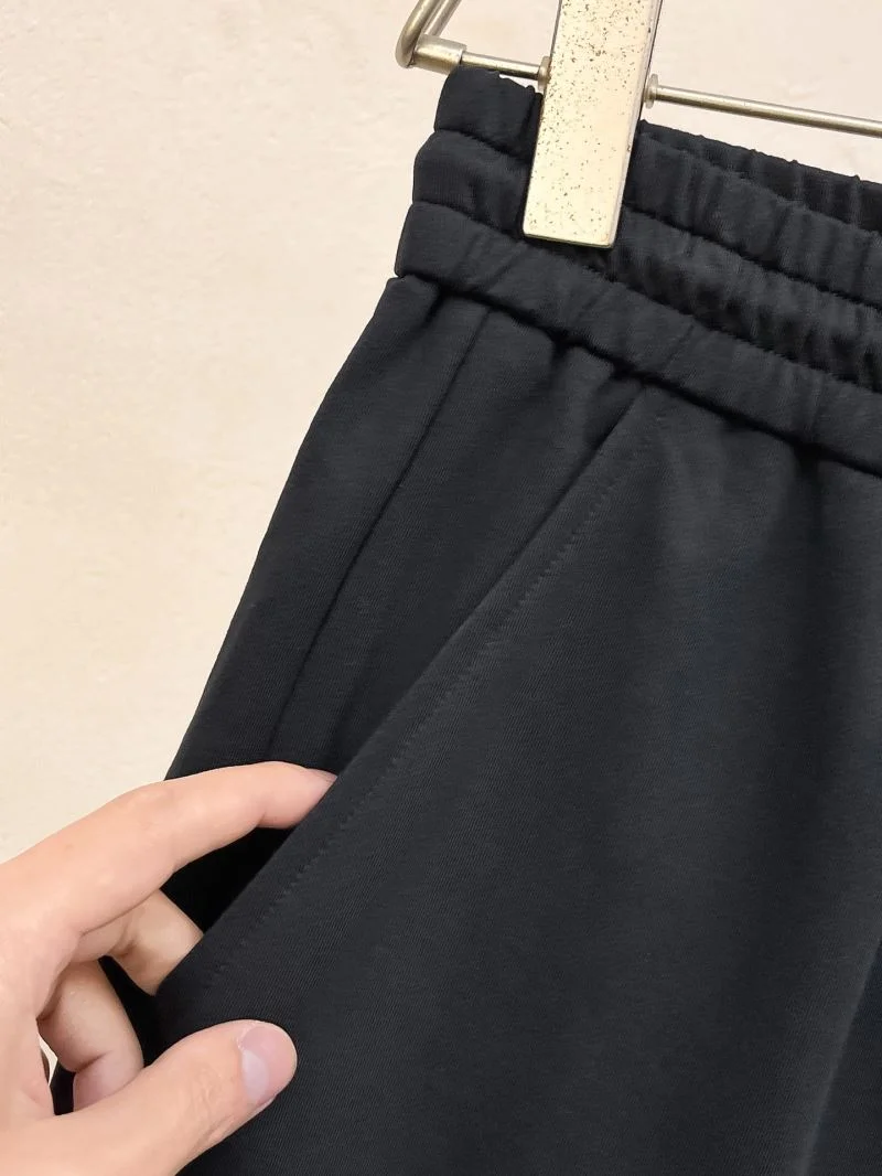 Chic Prada Short Pants 167165