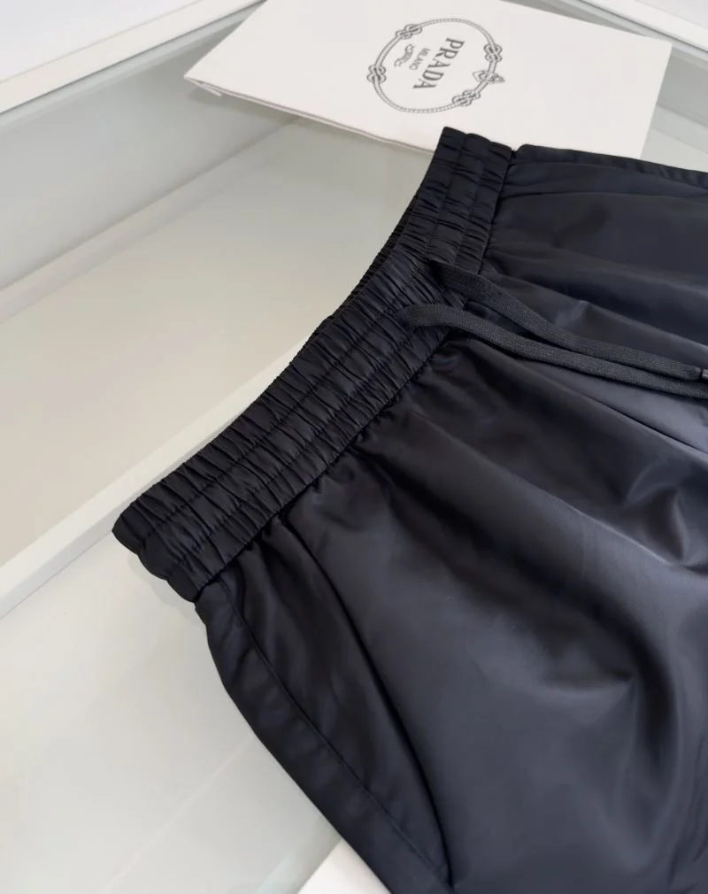 Sleek Prada Short Pants 167155