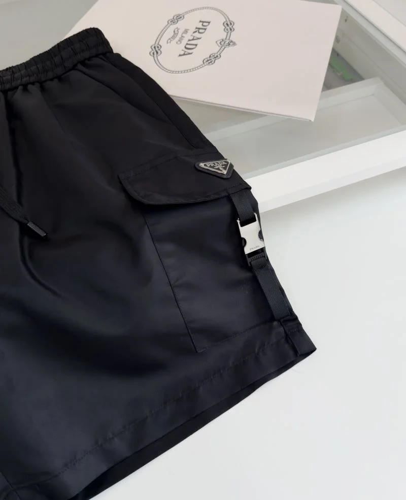Sleek Prada Short Pants 167155