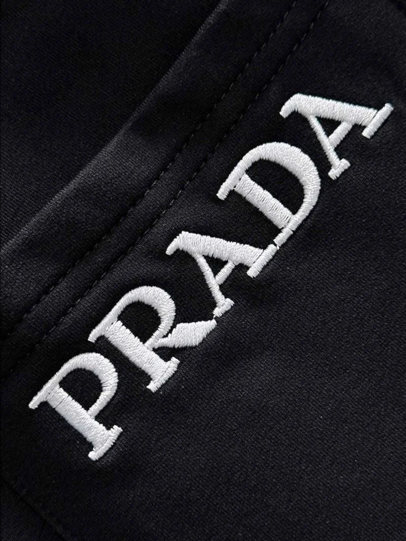 Prada Short Pants FreshLook 167148