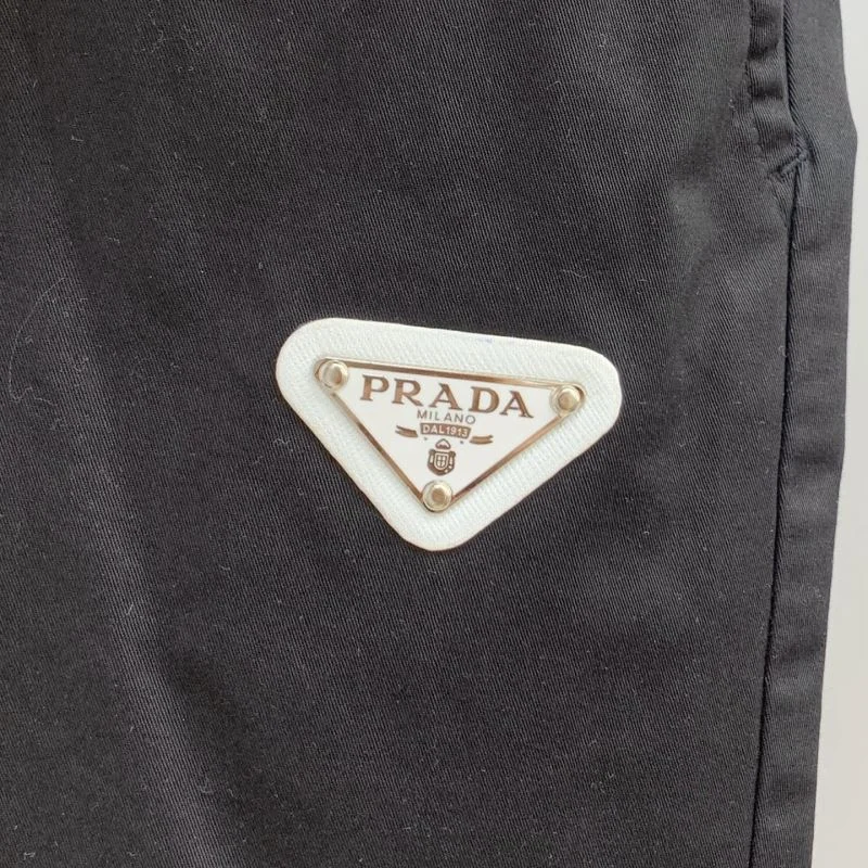 WrinkleFree Prada Short Pants 167142