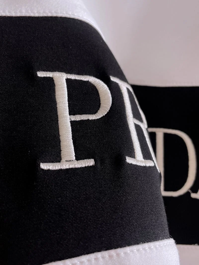 Prada Short Pants EyeCatching 167151