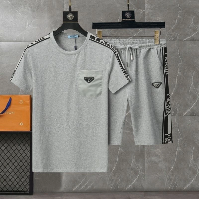 Durable Prada Short Suits 171428