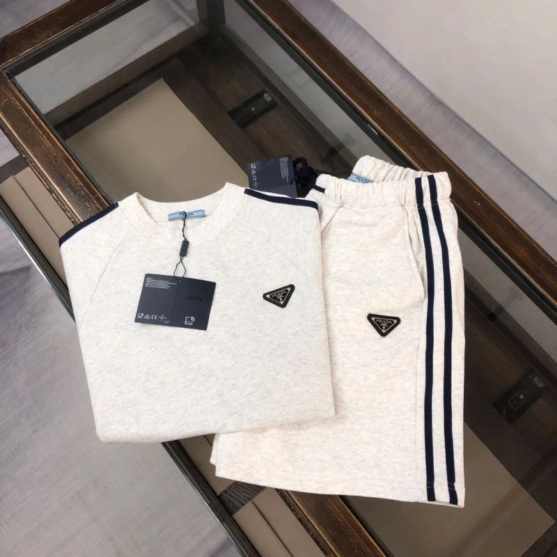 Prada Short Suits FreshLook 171547
