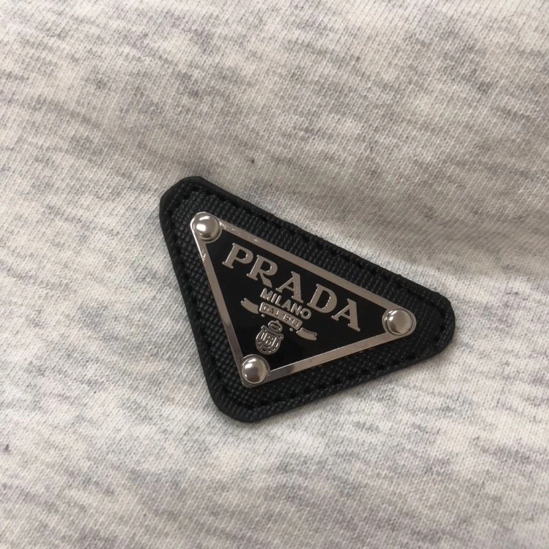 Prada Short Suits FreshLook 171547