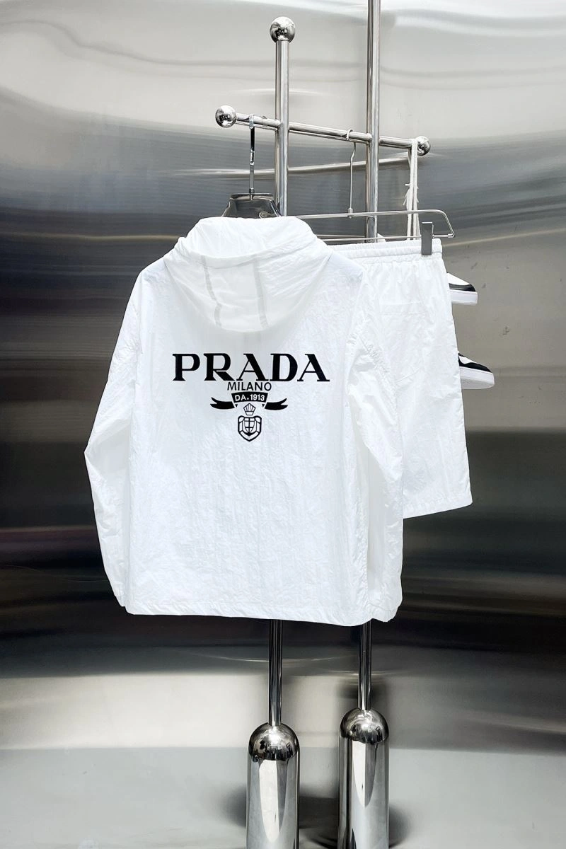 Comfortable Prada Short Suits 170712