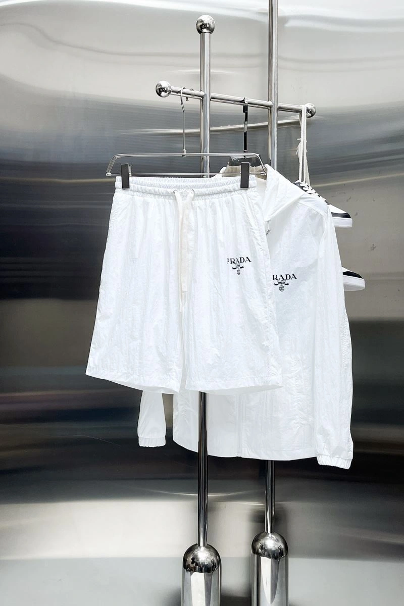 Comfortable Prada Short Suits 170712