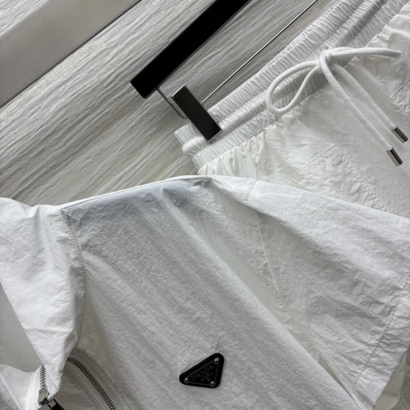 Functional Prada Short Suits 166116