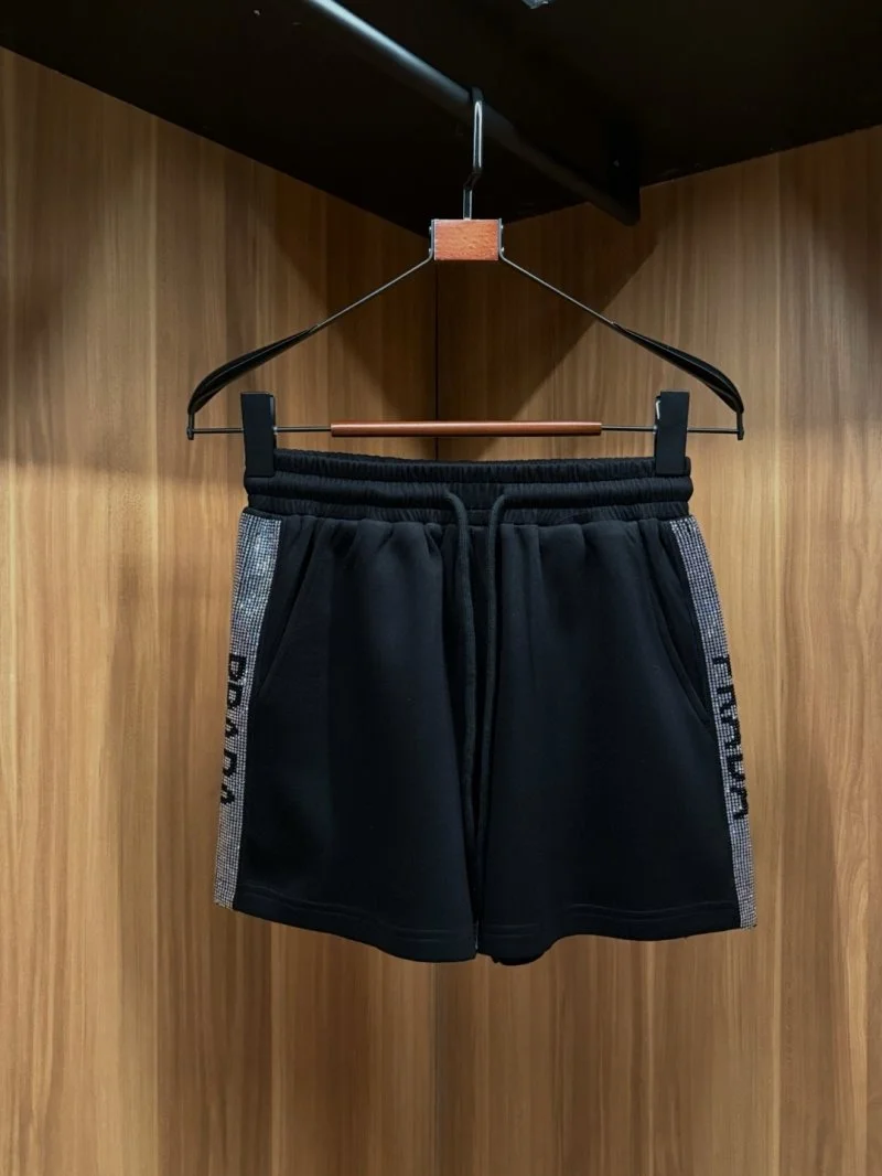 Flexible Prada Short Suits 166115