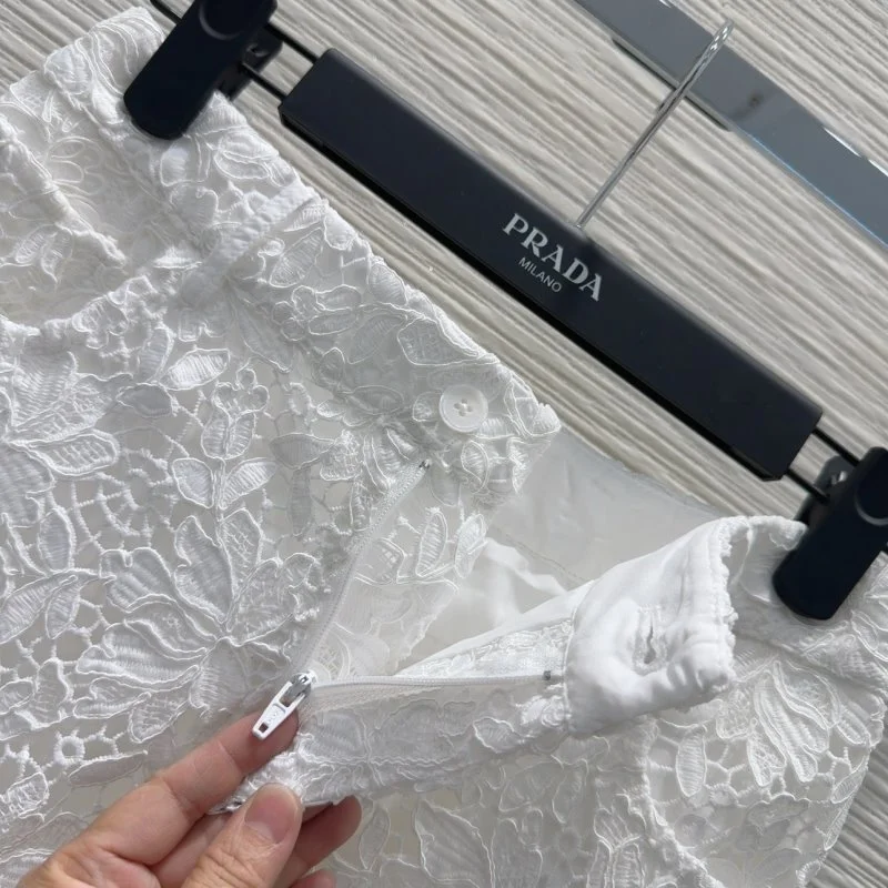 Minimalist Prada Short Suits 166112